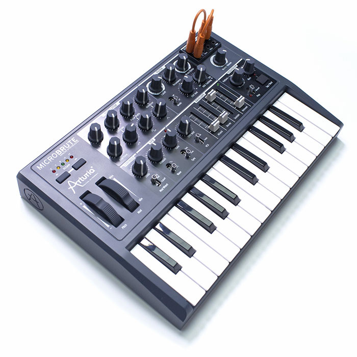 Arturia Microbrute синтезатор #1