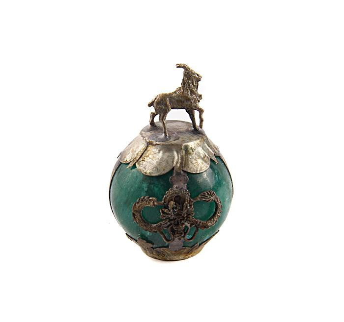 Настольный декор "Коза" из коллекции "Восточный гороскоп". Металл, чеканка, жадеит. Китай, вторая половина #1