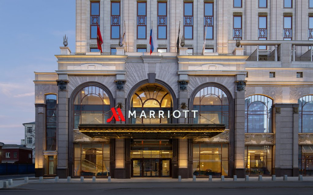 Отель рядом с вокзалом. Марриотт Краснопрудная 12. Moscow Marriott Imperial Plaza. Марриотт Империал Плаза Краснопрудная. Краснопрудная улица, 12 отель Марриотт.