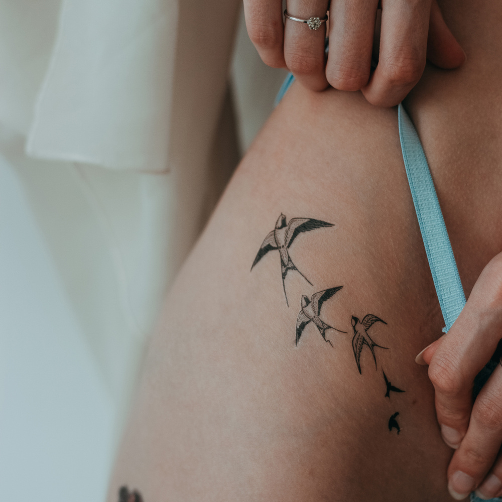 Татуировка ласточка: значение, фото, эскизы
