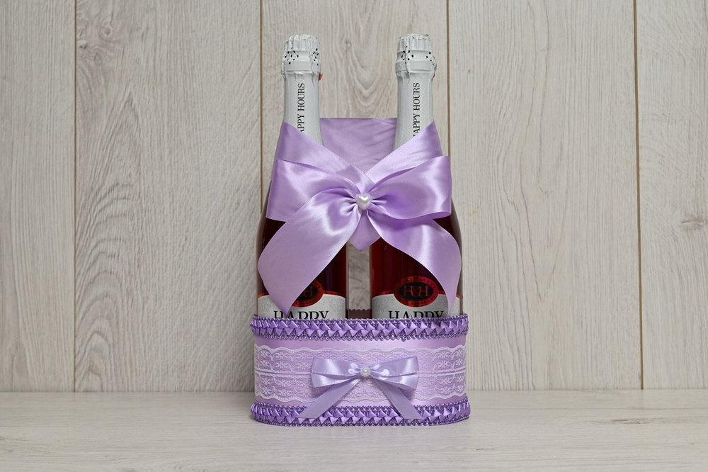 Свадебное украшение для бутылок шампанского - корзинка "Горько" сиреневого цвета  #1