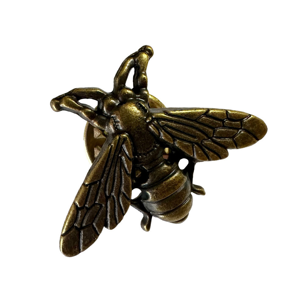 Брошь металлическая пчела в бронзовом цвете из цинкового сплава с креплением игла и зажимом "бабочка" #1