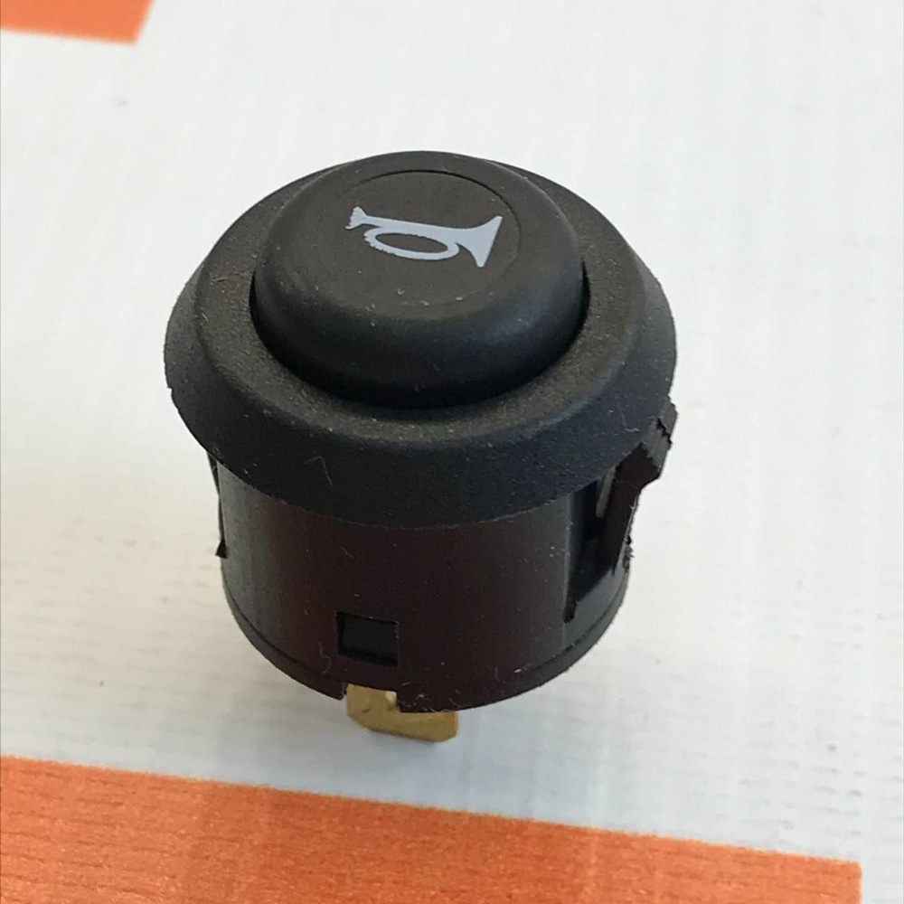 Кнопка сигнала Ваз Lada 2108, 2109, 21099, 2113, 2114, 2115 ...