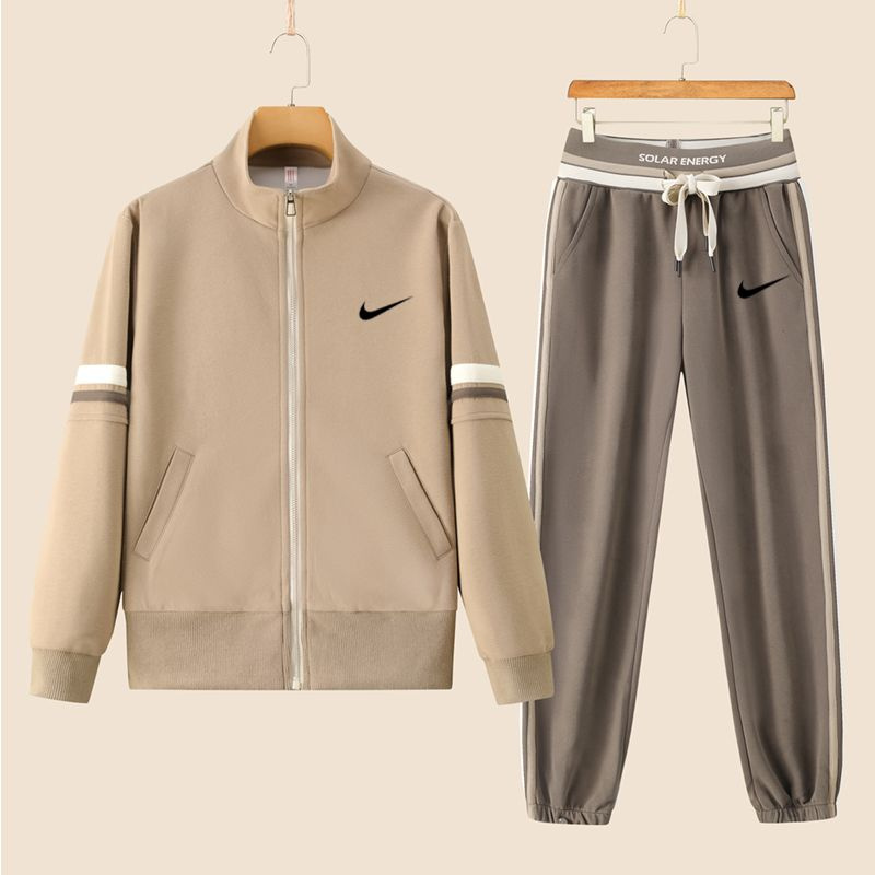 Костюм спортивный Nike #1