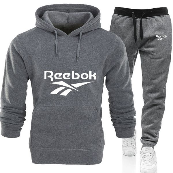 Комплект одежды Reebok #1