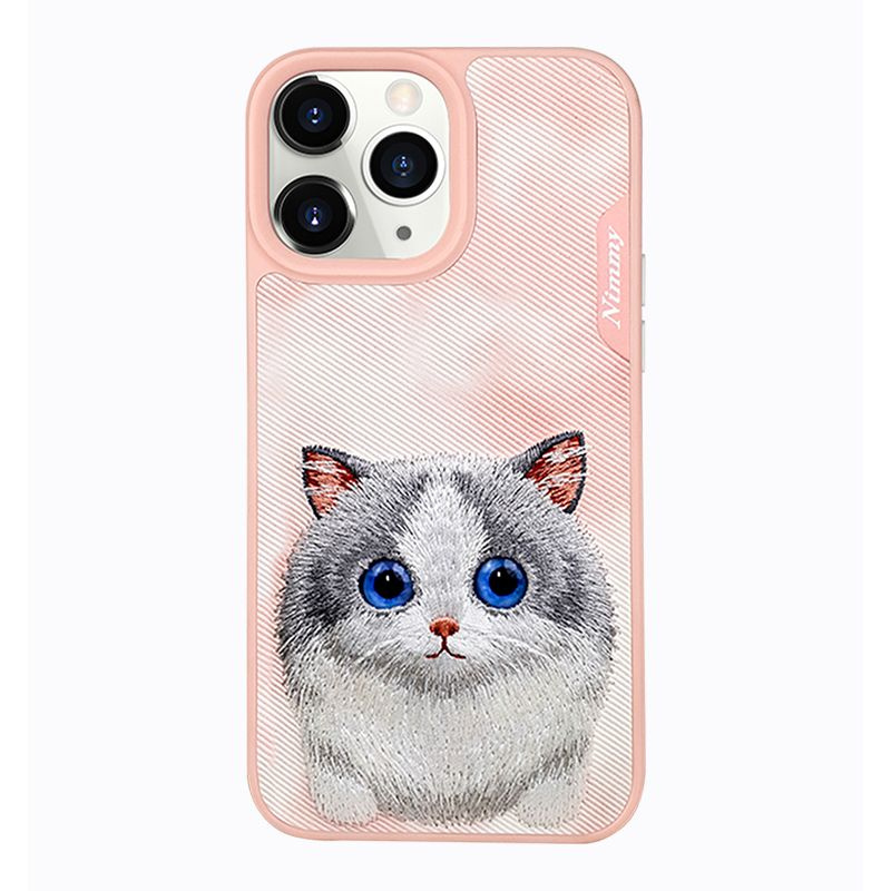 Чехол для iPhone 15 Pro с трехмерной вышивкой / Противоударный чехол / Nimmy Big-eyed Case For iPhone #1