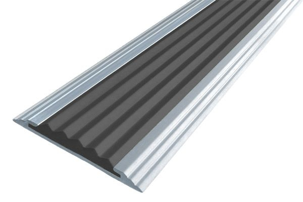 Алюминиевая Полоса с резиновой вставкой АП-40, черный, 1.35 м  #1
