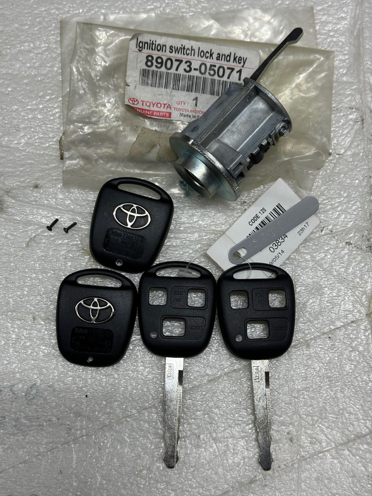 Личинка замка зажигания с ключом Toyota Avensis 2 (2003-2008) 8907305071 #1