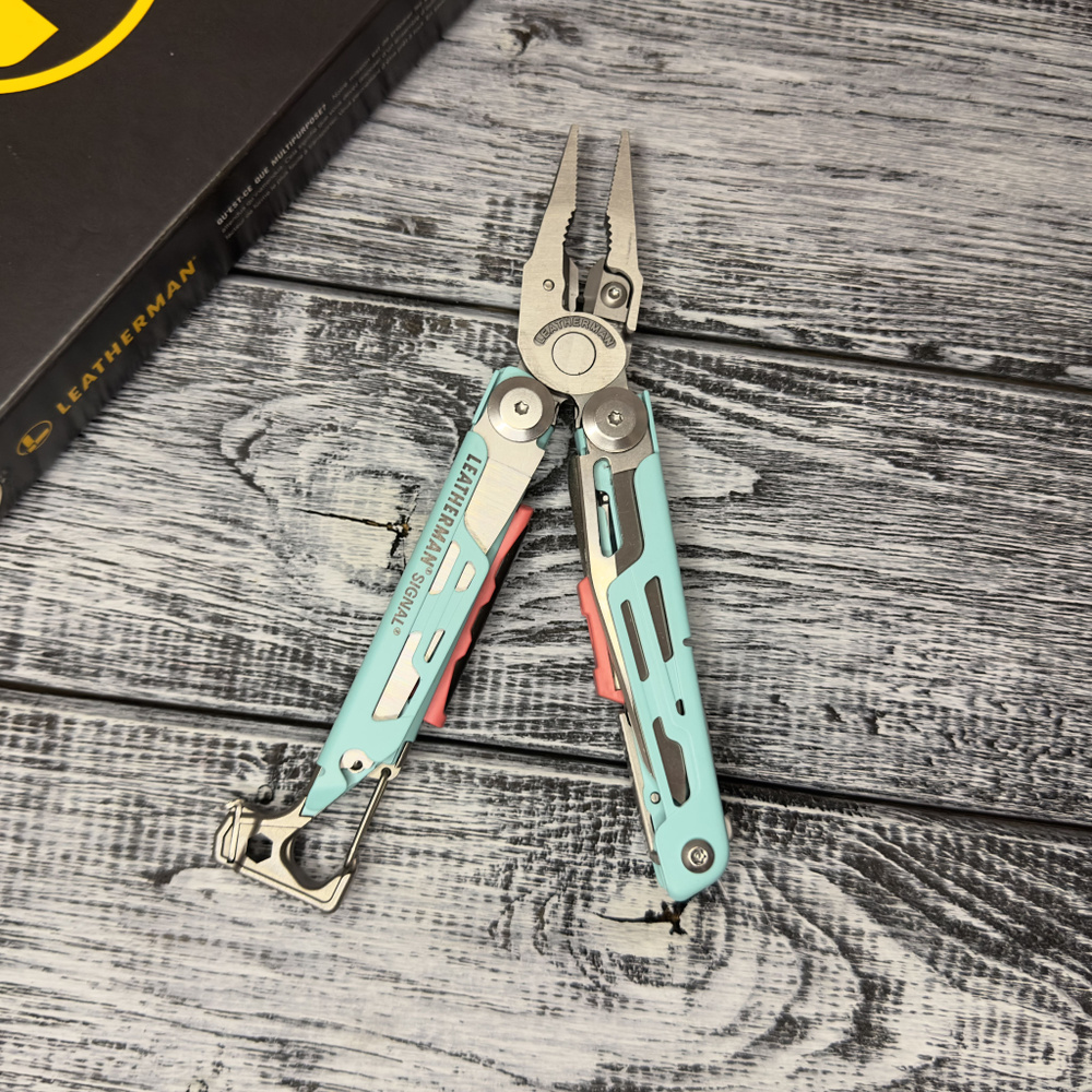 Мультитул Leatherman Signal Aqua Silver #1