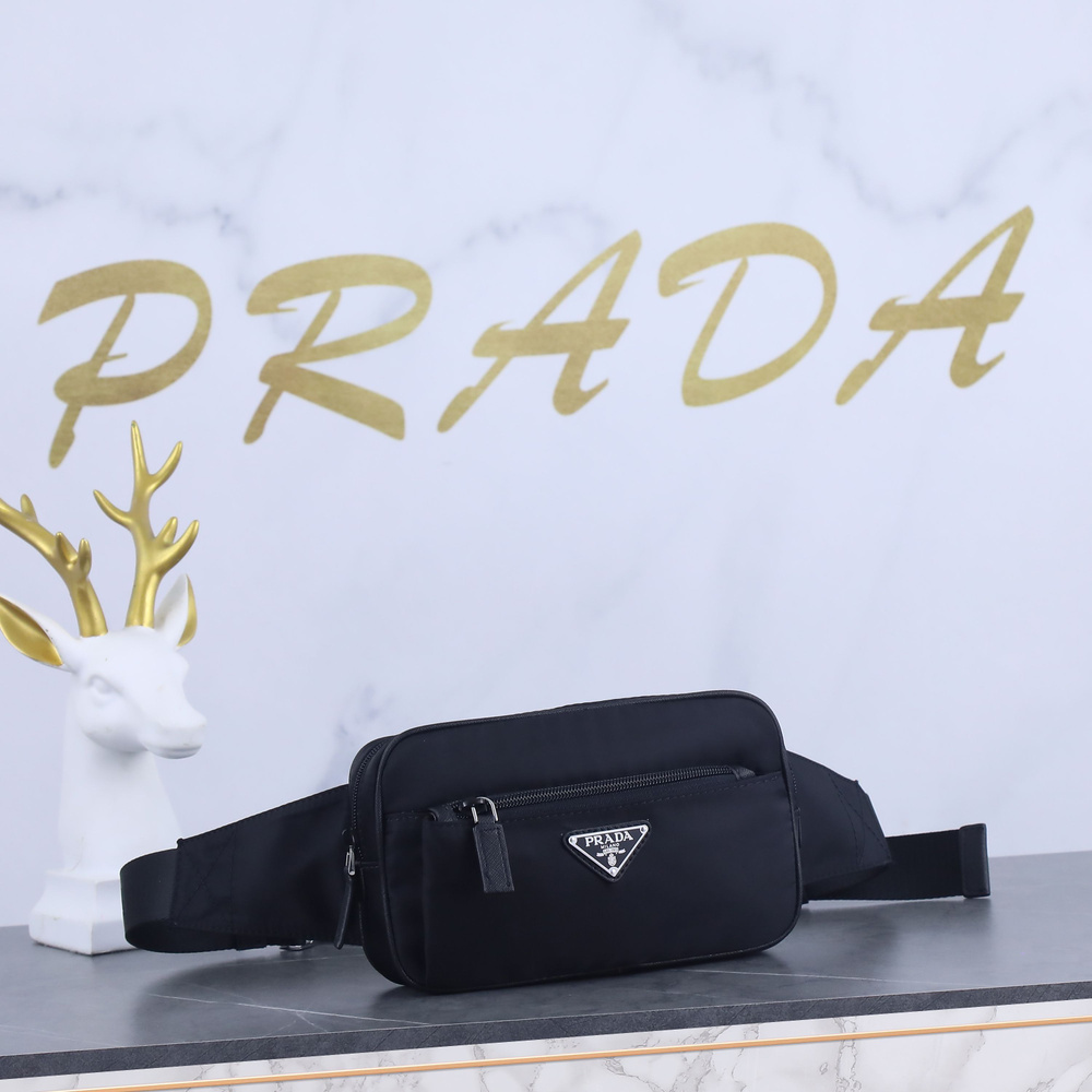 Prada Сумка на пояс #1