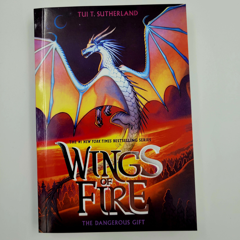 Wings of Fire. The Dangerous Gift. Tui T. Sutherland | Sutherland Tui T #1