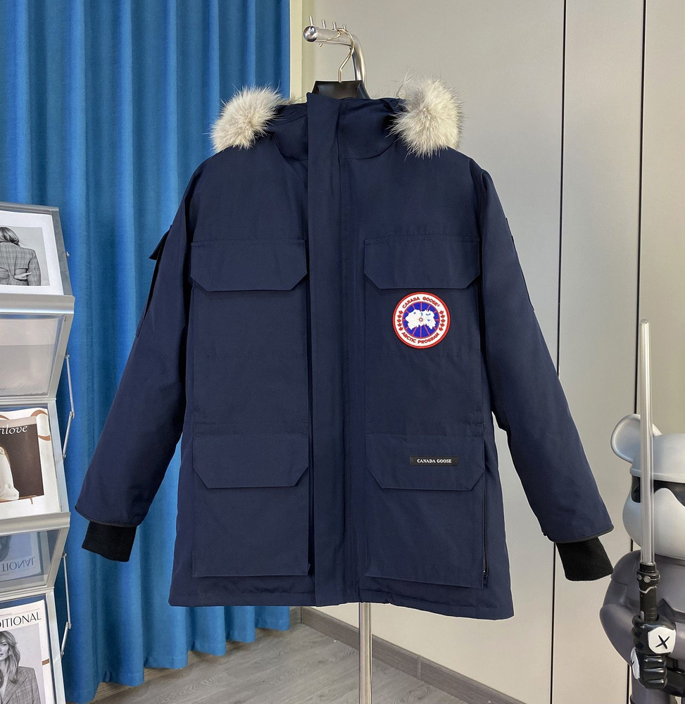 Пуховик CANADA GOOSE #1