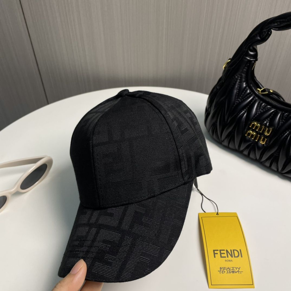 Кепка Fendi #1