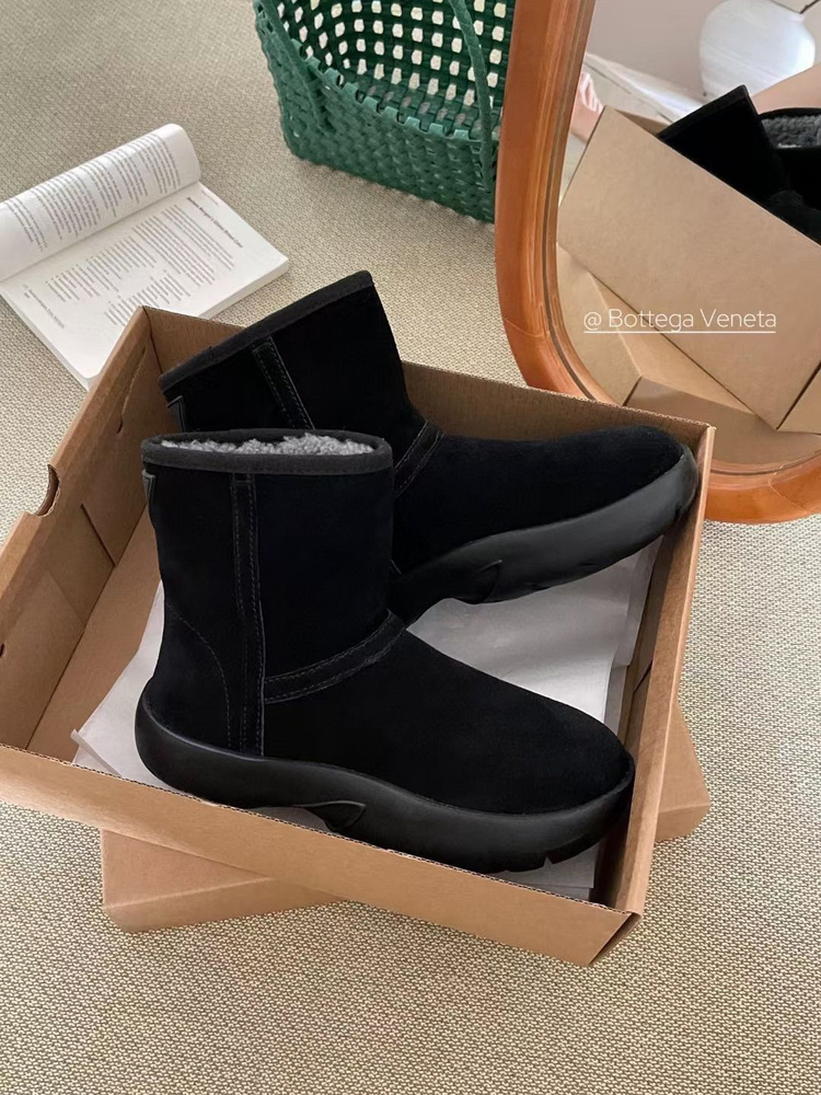 Ботинки UGG #1