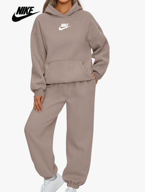 Костюм спортивный Nike #1