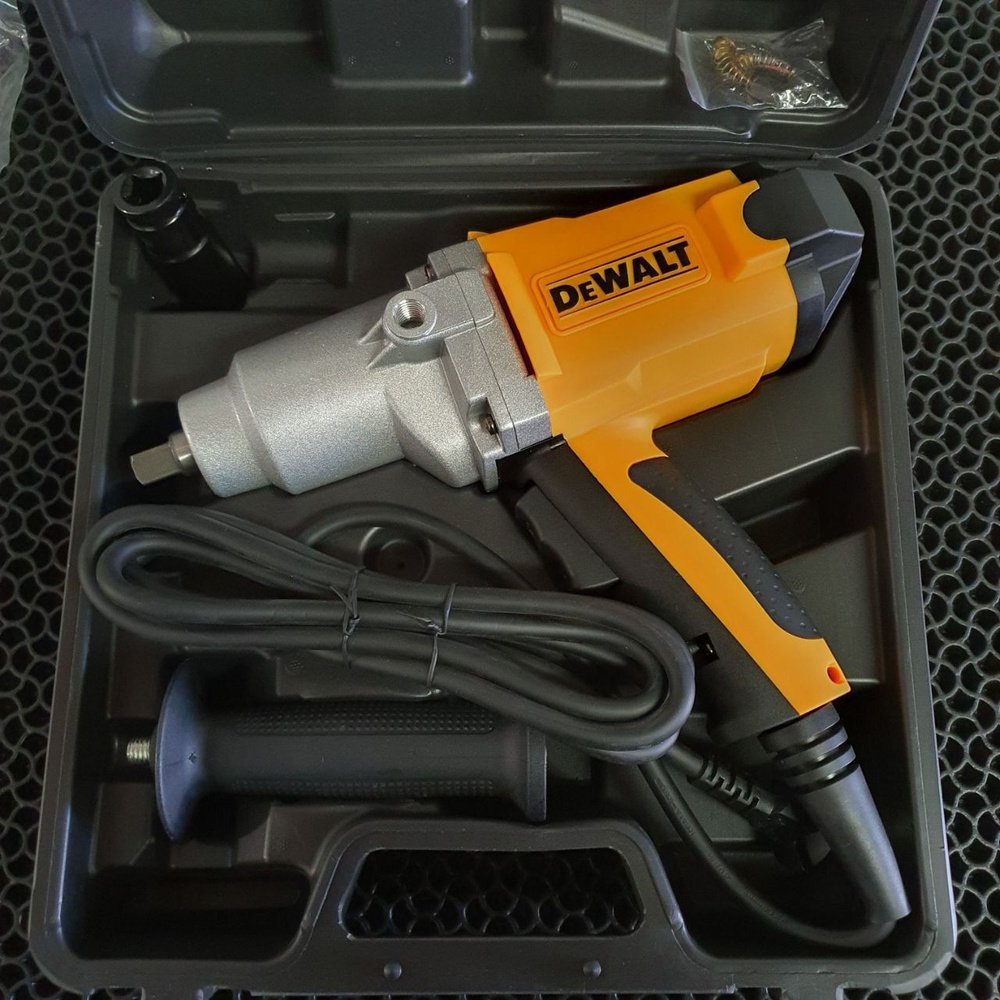 Сетевой гайковерт DeWalt 500 N.m 2100 об мин 220V 1150W #1