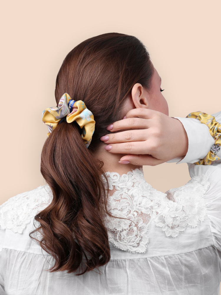 Комплект шелковых резинок для волос "Оммаж" в солнечно-желтом цвете от Mollen  #1