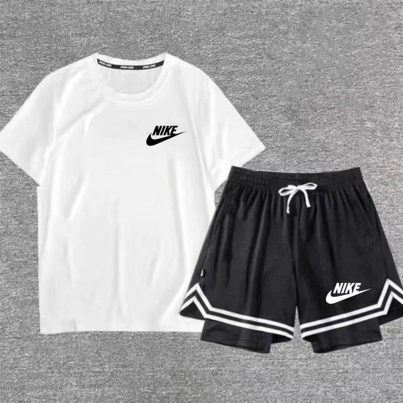 Костюм спортивный Nike #1