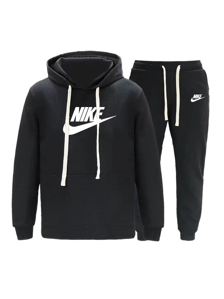 Костюм спортивный Nike #1