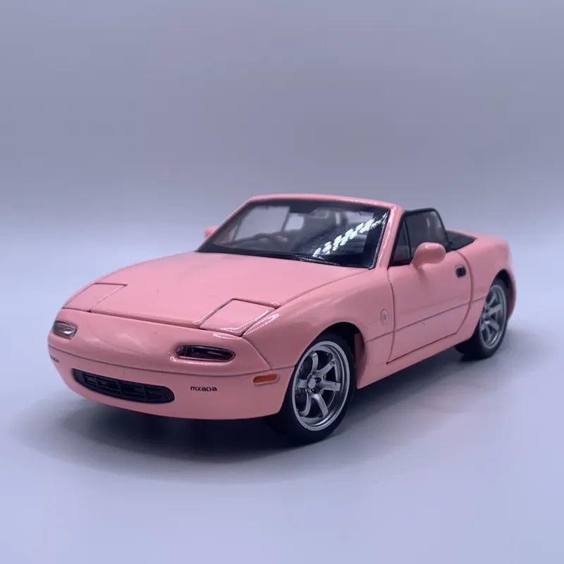 Машинка Mazda mx-5 / Mazda miata 1:32 #1