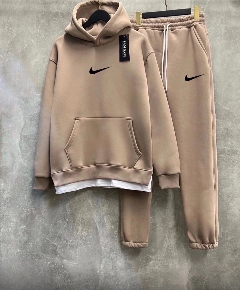 Костюм спортивный Nike #1