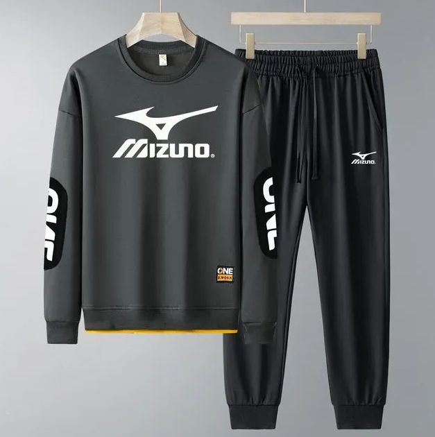 Костюм спортивный Mizuno #1