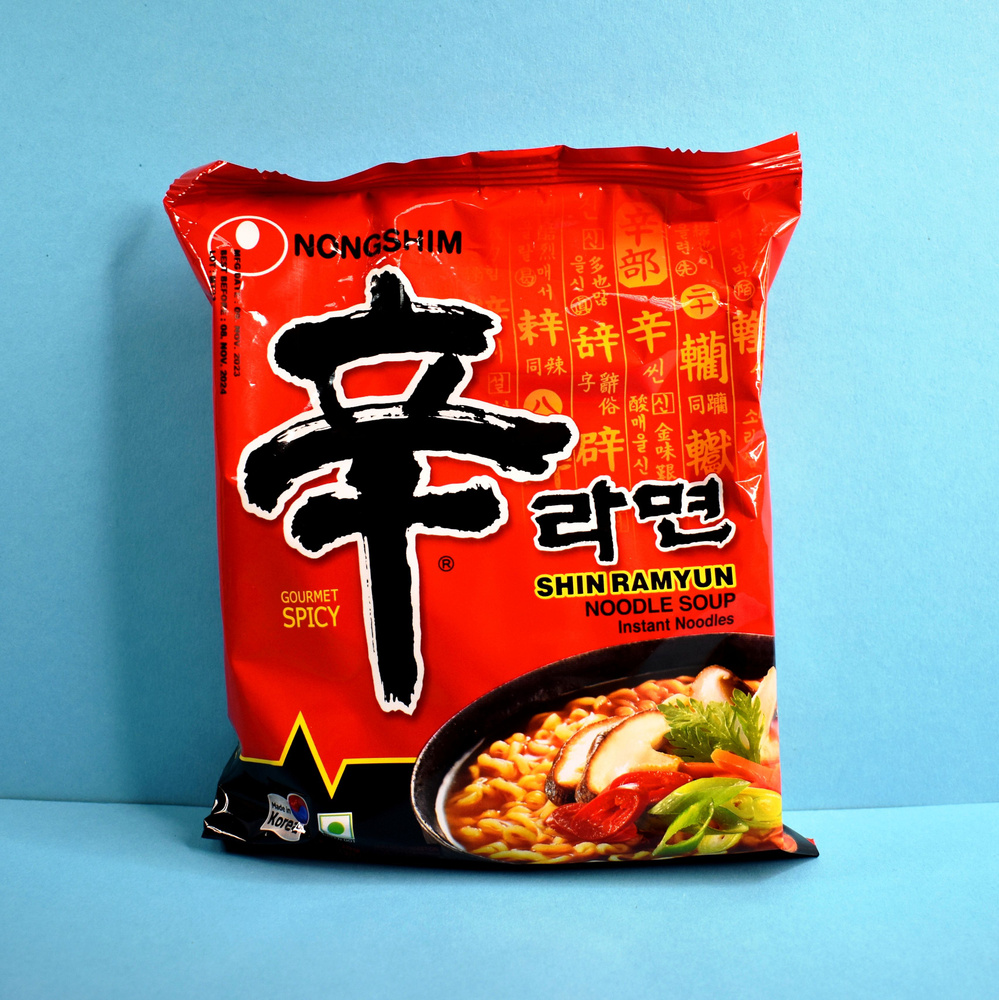 NONGSHIM SHIN RAMYUN / Лапша острая со вкусом говядины из Кореи / 120г.  #1