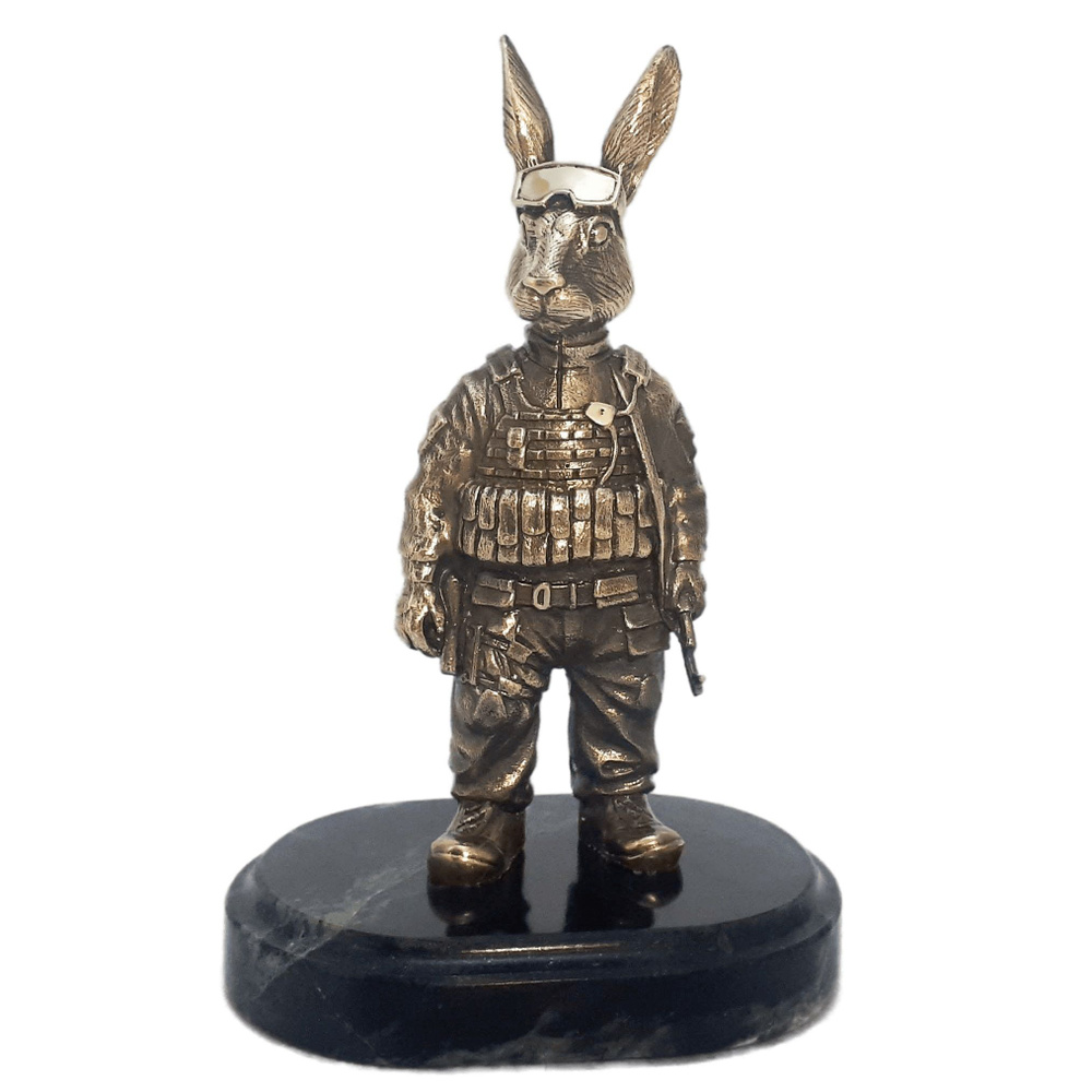 Бронзовая статуэтка Кролик Воин (2023 год) #1