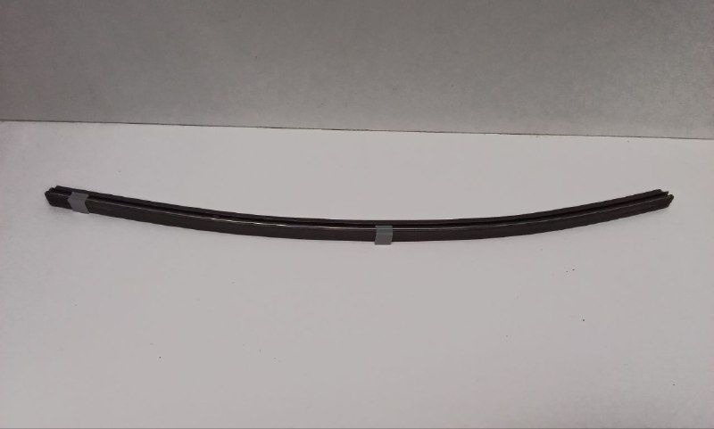 Nissan Резинка для стеклоочистителя, арт. 28895-JN20B, 44 см #1