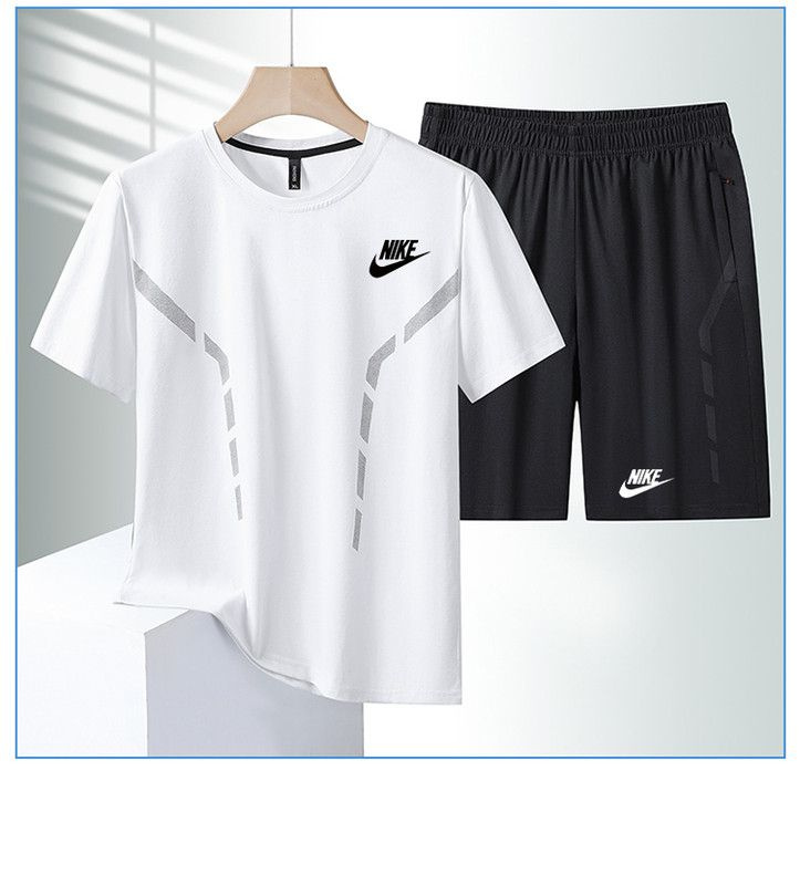 Костюм спортивный Nike #1