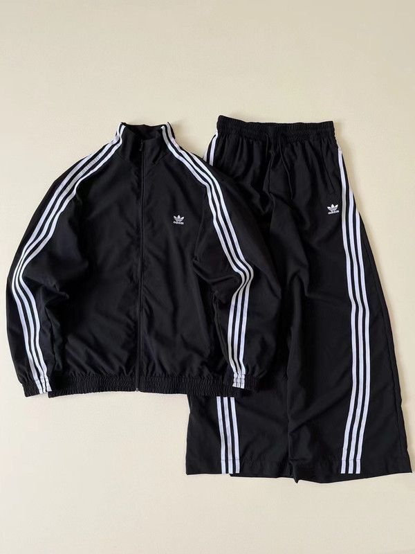 Костюм спортивный adidas Originals #1