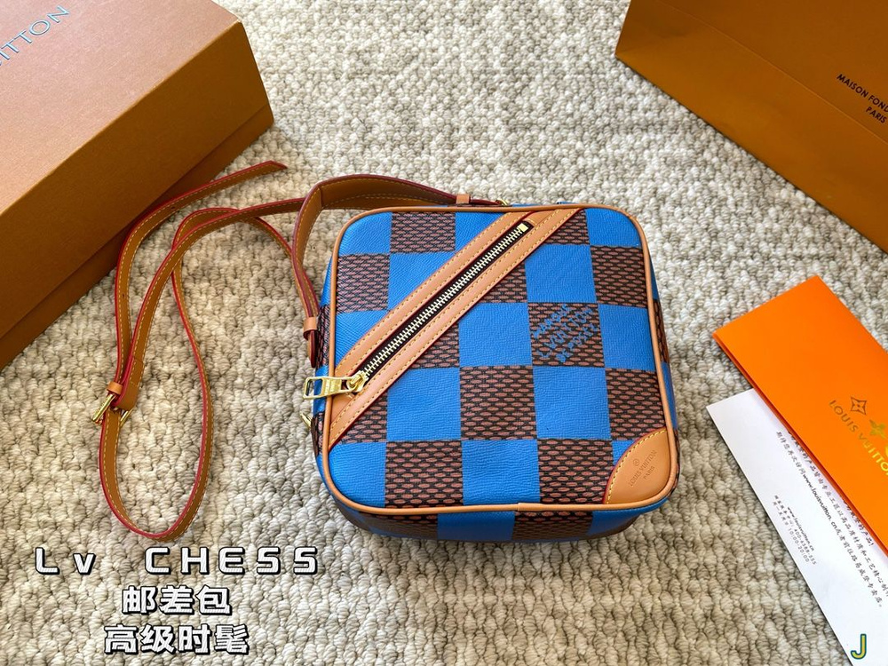 Louis Vuitton Саквояж #1