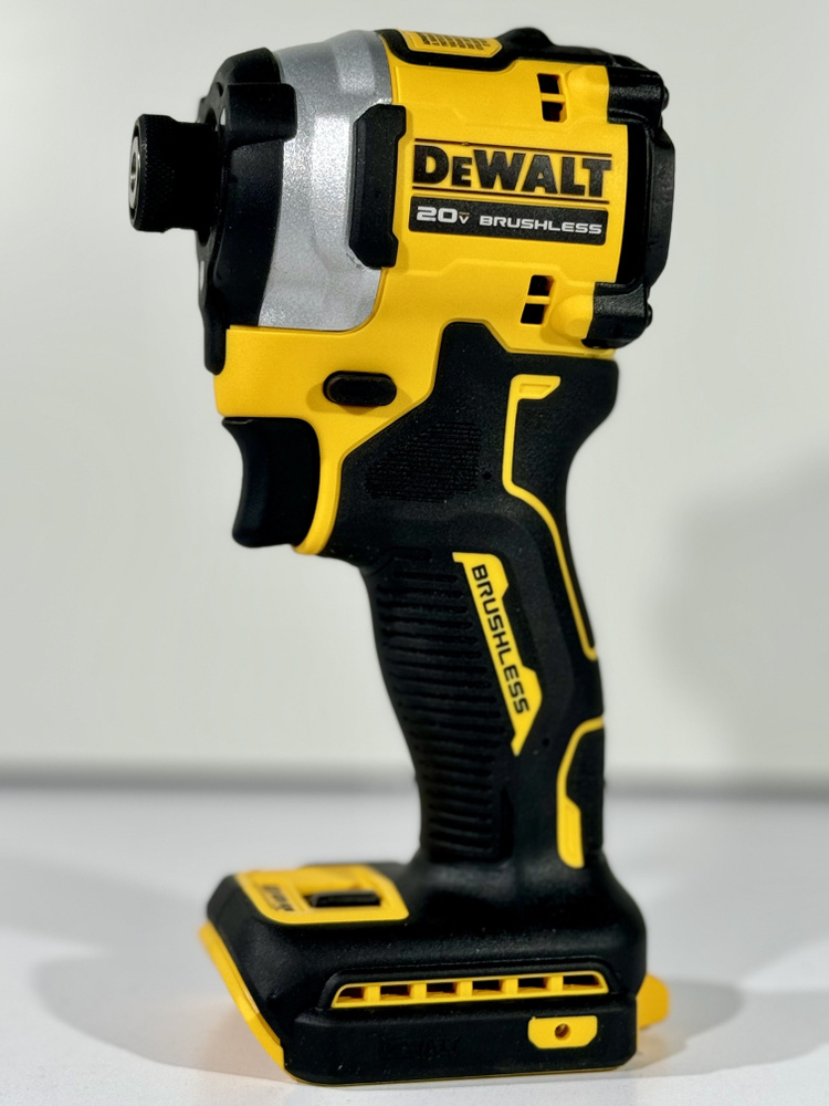 Аккумуляторный бесщеточный шуруповерт DeWalt DCF850 20V Max. Дрель Шуруповерт, импакт, винторез  #1