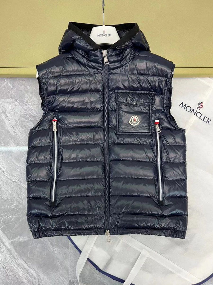 Жилет MONCLER #1