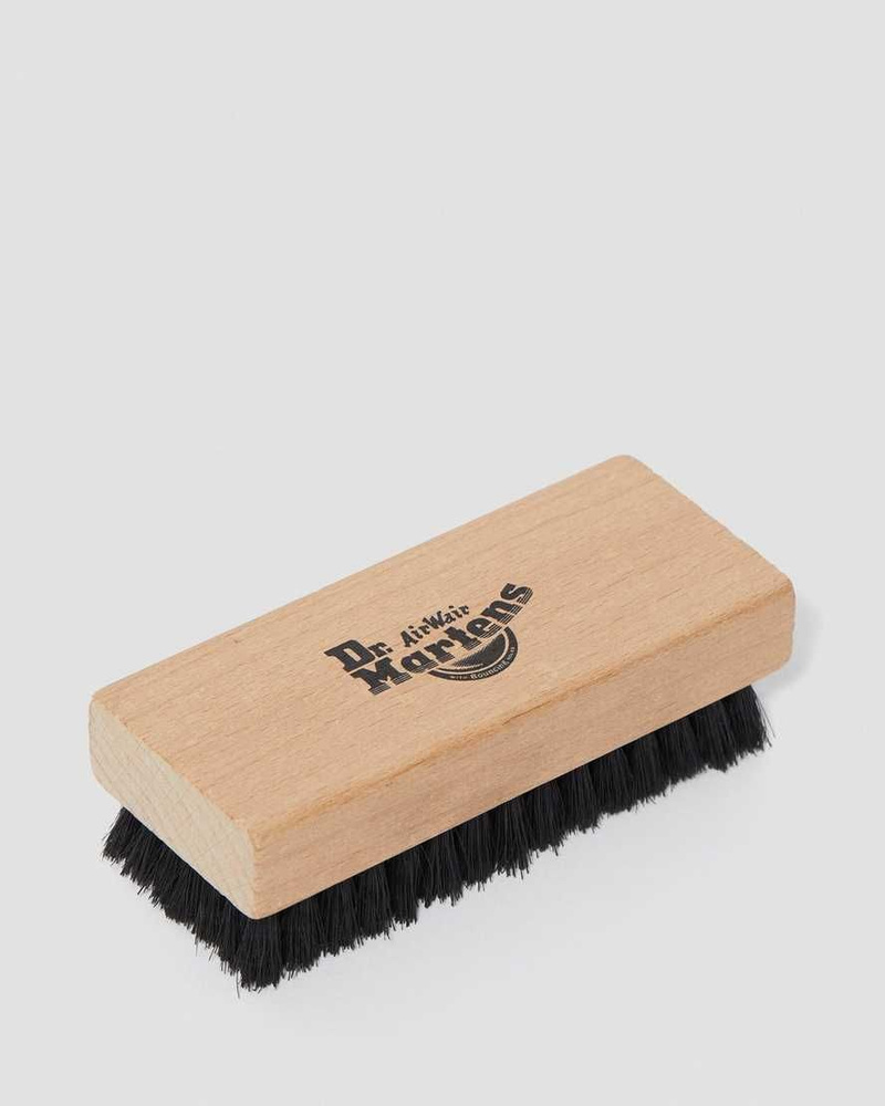 Dr. Martens Bristle Brush щетка для обуви 1 шт. #1