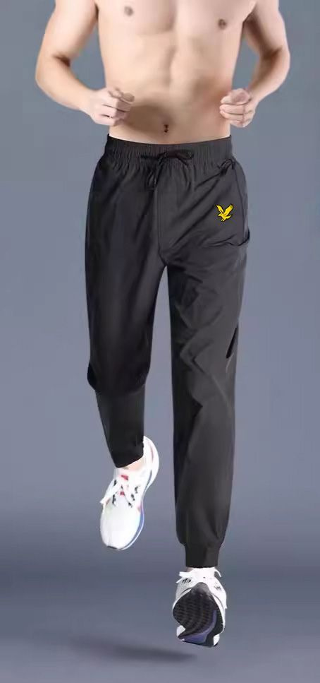 Брюки спортивные Lyle & Scott #1