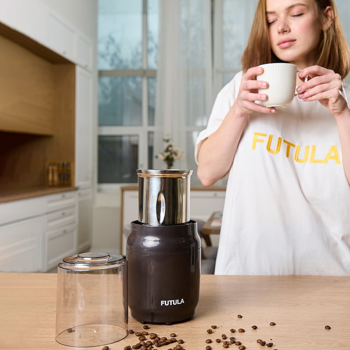 Futula CG8 станет неотъемлемой частью вашего ритуала утреннего кофе, позволяя вам насладиться ароматным напитком, который подарит заряд энергии и бодрости на весь день