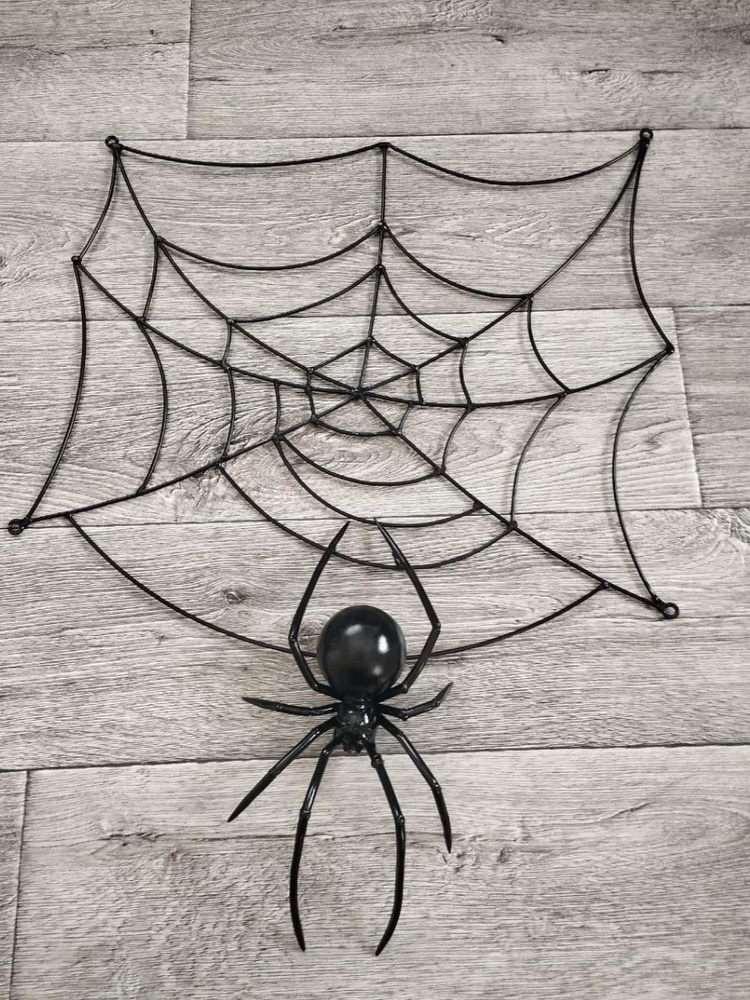Кованый паук в паутине. Интерьерная Декоративная Садовая Фигура  #1