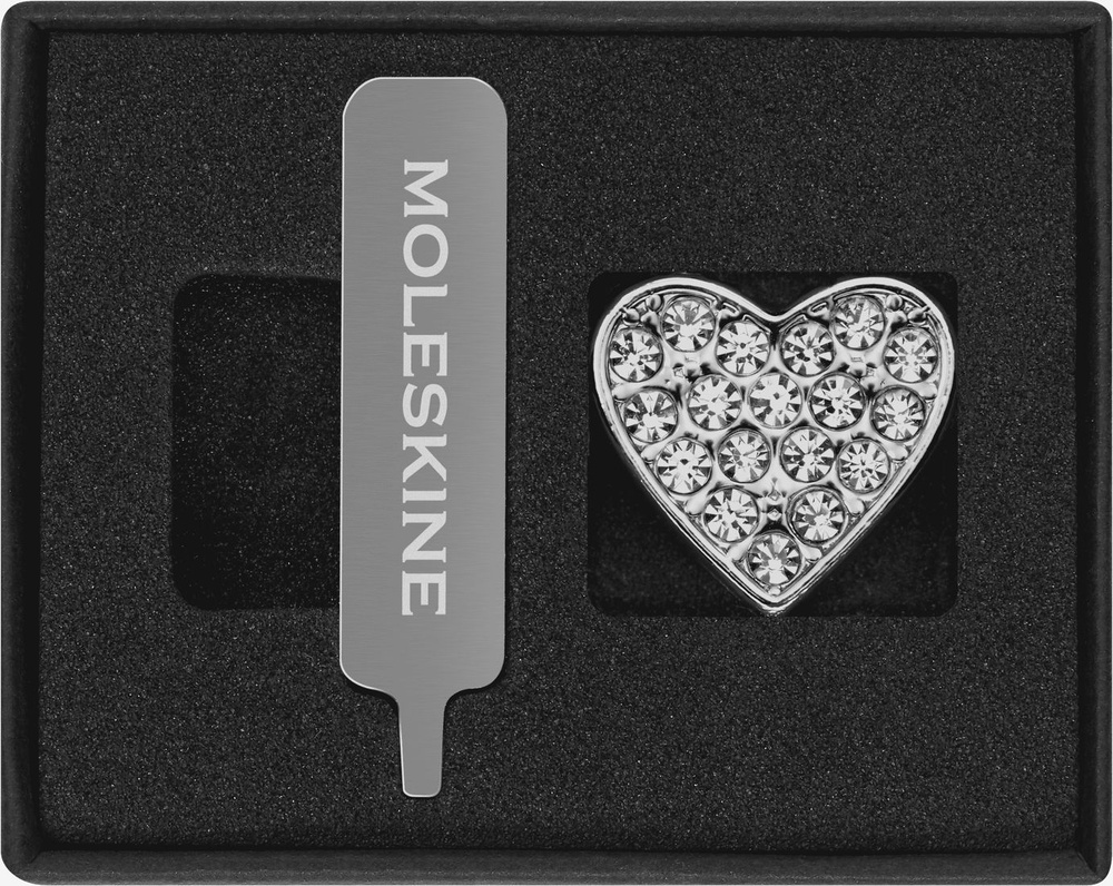 Шильд-Сердце от Moleskine для крепления на резинку блокнота, цвет матовое серебро кристаллы  #1