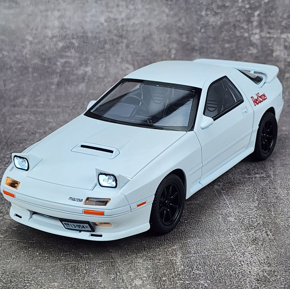 Машинка металлическая инерционная Mazda RX-7/Mazda Savanna 1985 RX-7/Мазда с откидными фарами белая длина #1