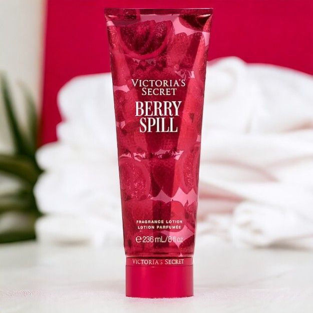 Парфюмированный лосьон для тела увлажняющий Victorias Secret Berry Spill Lotion  #1