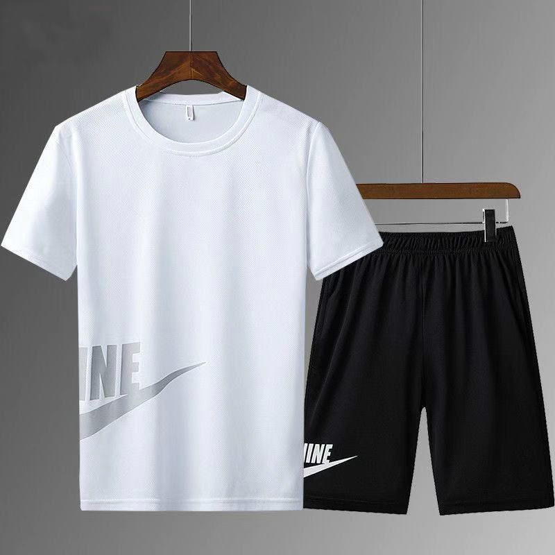 Костюм спортивный Nike #1