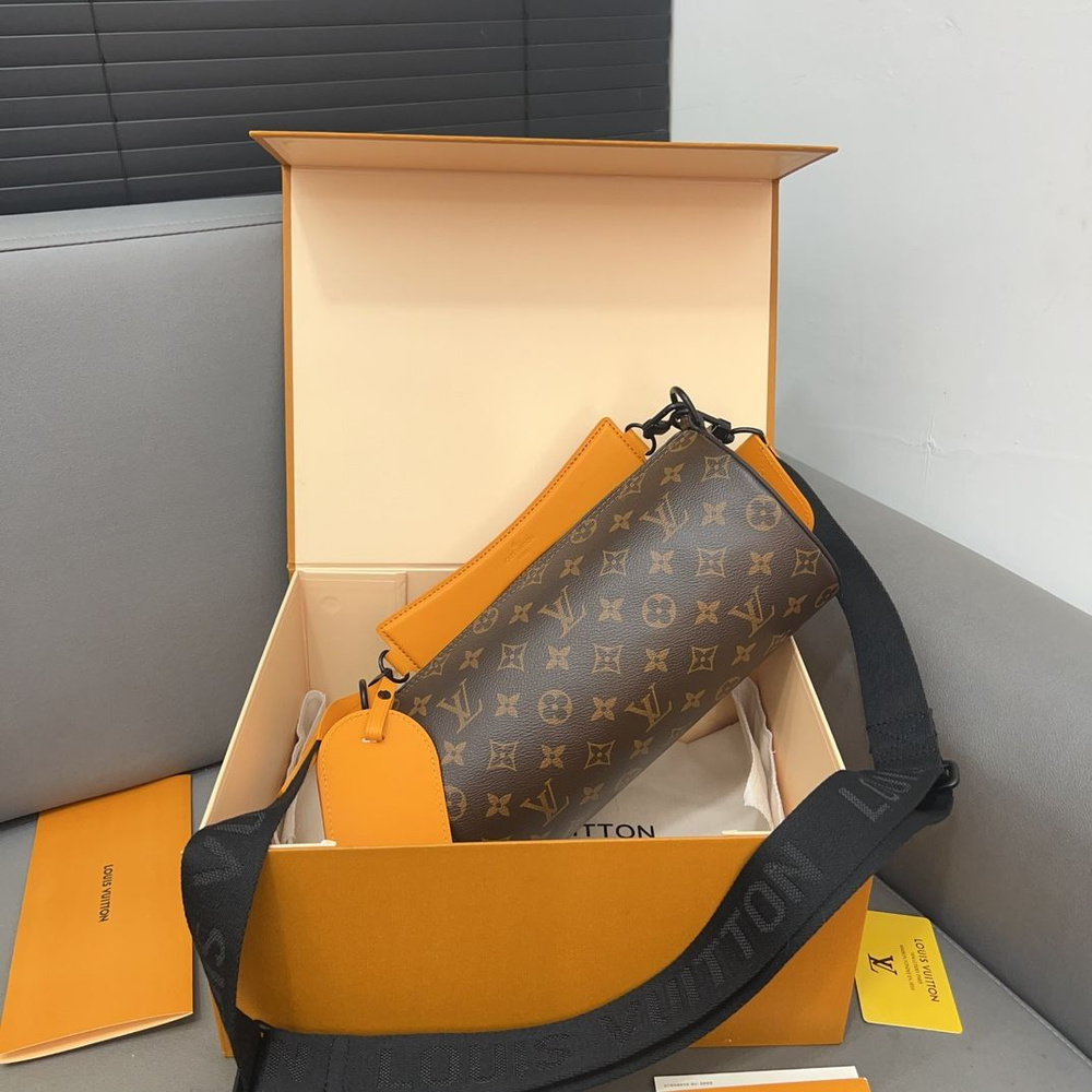 Louis Vuitton Сумка на плечо #1