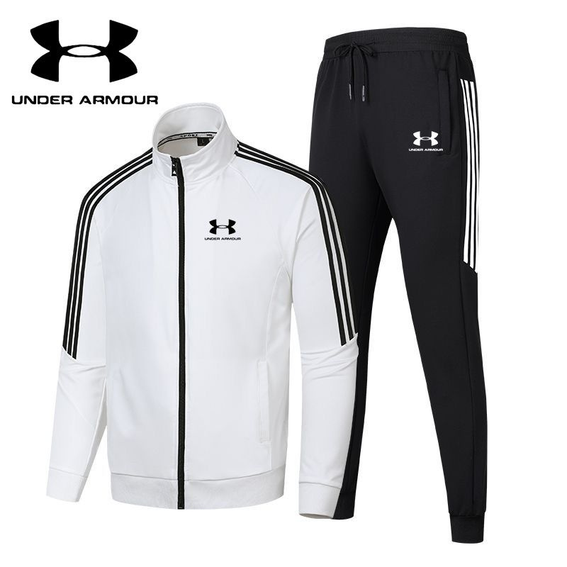 Костюм спортивный Under Armour Поход #1