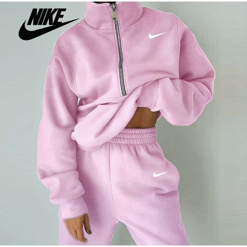 Костюм спортивный Nike #1