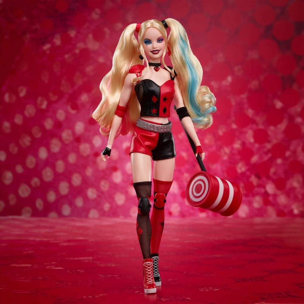 Коллекционная Кукла DC Super Hero Girls Харли Квин Barbie Signature Harley Quinn  #1