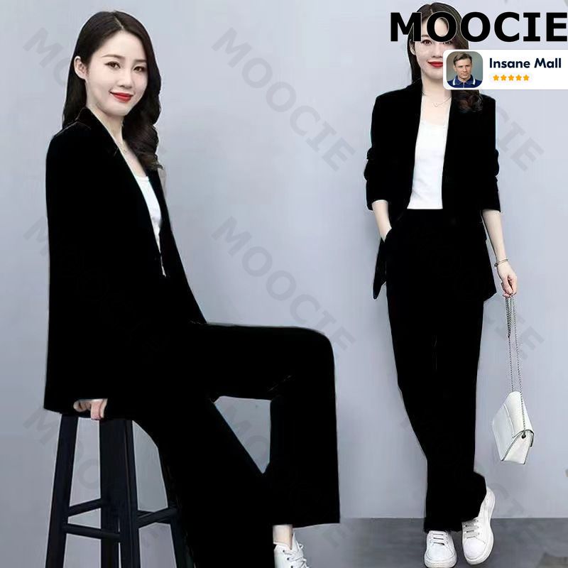 КостюмклассическийMOOCIE