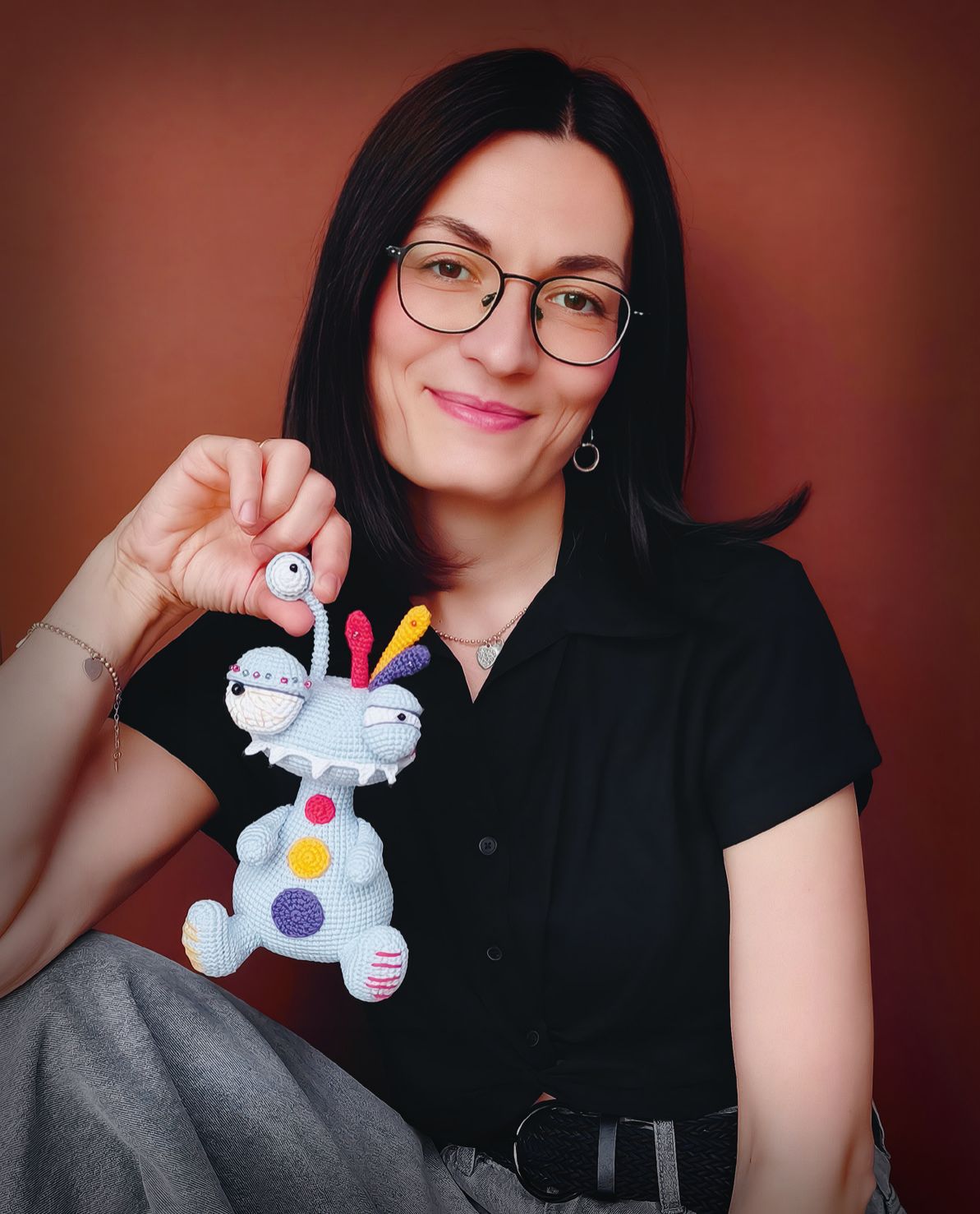 Монстрики крючком. 7 мастер-классов | Crochet Little Monsters: 7 Master Classes - Ozon image 2