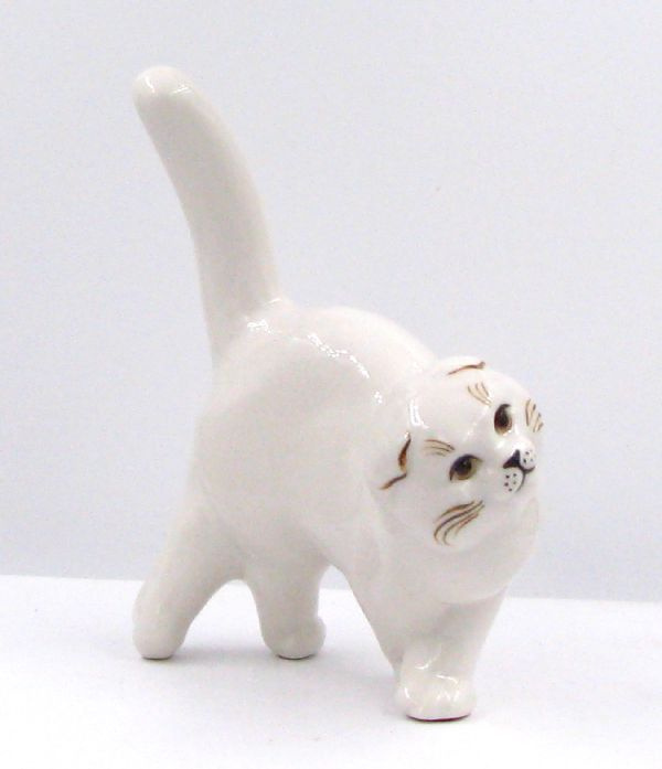 Британская вислоухая фарфоровая фигурка кошки окрас белый  #1