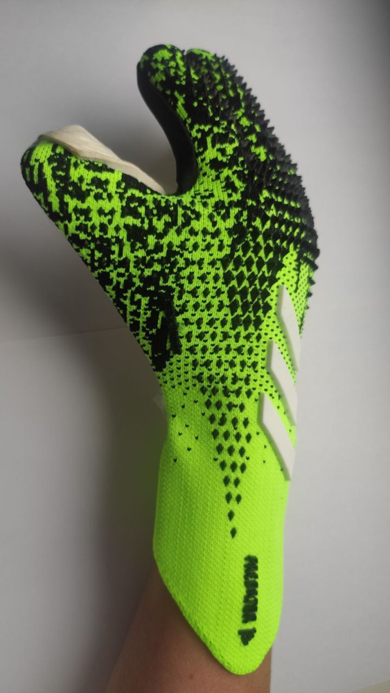 Predator Gloves Перчатки для вратаря, размер: 7 #1